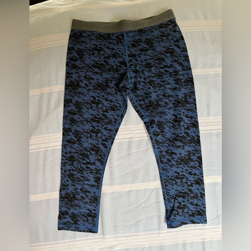 Champion Women’s Blue and Black Patterned Leggings